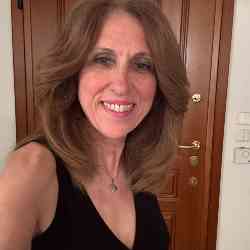 Single Greek woman in Glenview, IL, United States