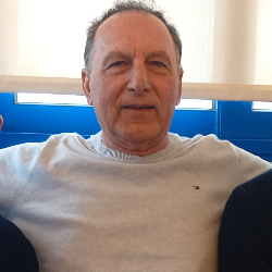 Single Greek man in Laval, Québec, Canada