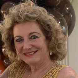 Single Greek woman in Glendale, CA, United States