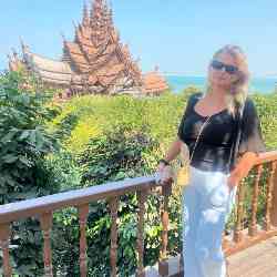 Single Greek woman in Gold Coast, QLD, Australia