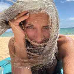 Single Greek woman in Faro, Portugal, Portugal