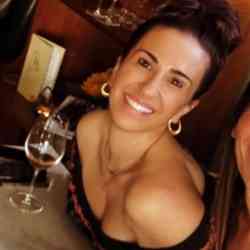 Single Greek woman in Vancouver, BC, Canada