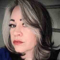 Single Greek woman in Phoenix, Arizona, United States