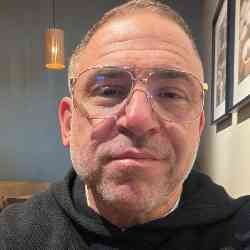 Single Greek man in Westampton, NJ, United States