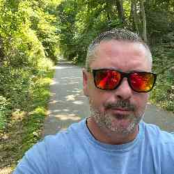 Single Greek man in Kings Park, NY, United States