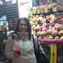 Single Greek woman in Thessaloniki, Ελλάδα, Greece