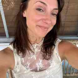 Single Greek woman in Okemah, OK, United States