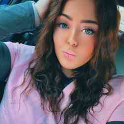 Single Greek woman in Bellingham, WA, United States