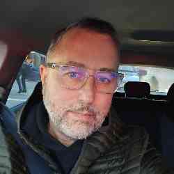 Single Greek man in Montreal, QC, Canada