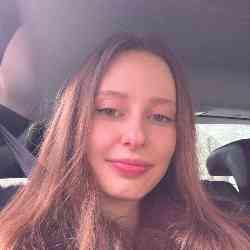 Single Greek woman in Gimhae, Gimhae, South Korea