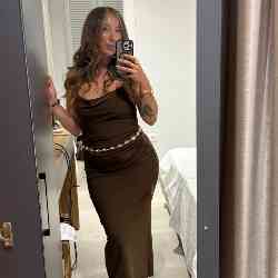 Single Greek woman in London, UK, United Kingdom