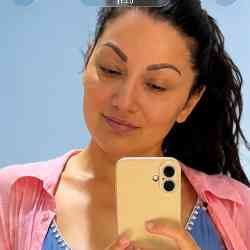 Single Greek woman in Montreux, Suisse, Switzerland