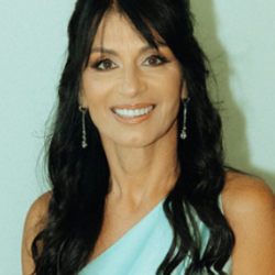 Single Greek woman in Philadelphia, PA, United States