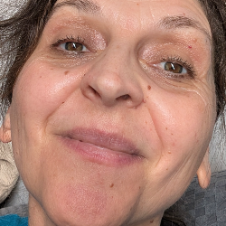 Single Greek woman in Montreal-Ouest, QC, Canada