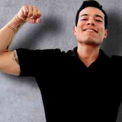 Single Greek man in Athens, Ελλάδα, Greece