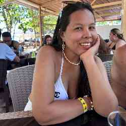 Single Greek woman in Cebu City, Cebu, Philippines