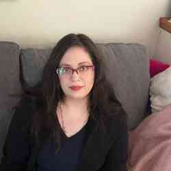 Single Greek woman in Des Plaines, IL, United States