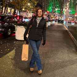 Single Greek woman in Scottsdale, AZ, United States