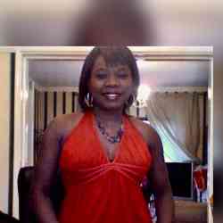 Single Greek woman in Farnham, UK, United Kingdom
