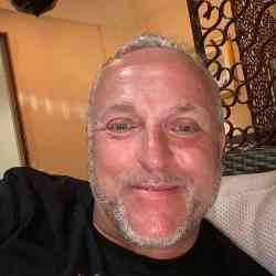 Single Greek man in Miami, FL, United States