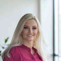 Single Greek woman in Saint Petersburg, FL, United States