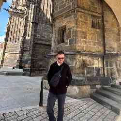 Single Greek man in Sofia, Bulgaristan, Bulgaria