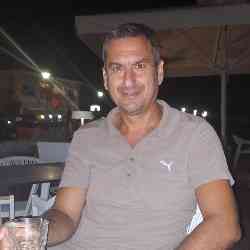 Single Greek man in Θεσσαλονίκη, Ελλάδα, Greece