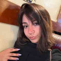 Single Greek woman in Los Angeles, CA, United States
