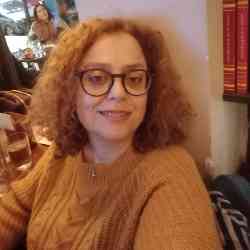 Single Greek woman in Athens, Ελλάδα, Greece