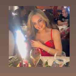 Single Greek woman in London, UK, United Kingdom