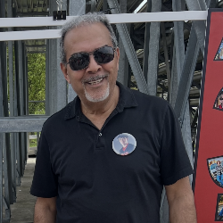 Single Greek man in Greenwood, IN, United States