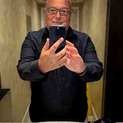 Single Greek man in Montreal, QC, Canada