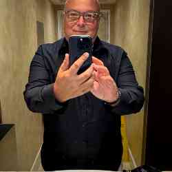 Single Greek man in Montreal, QC, Canada
