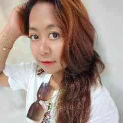 Single Greek woman in Jakarta Selatan, Kota Jakarta Selatan, Indonesia