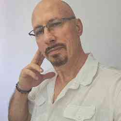 Single Greek man in Helmond, Noord-Brabant, Netherlands