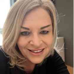 Single Greek woman in Pretoria, South Africa, South Africa
