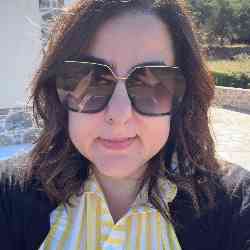 Single Greek woman in Carpentersville, IL, United States
