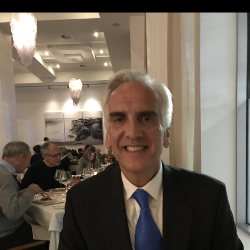 Single Greek man in East Islip, NY, United States