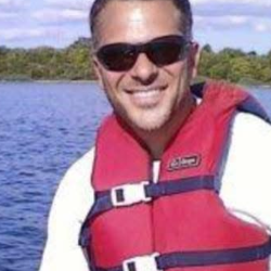 Single Greek man in Elgin, IL, United States