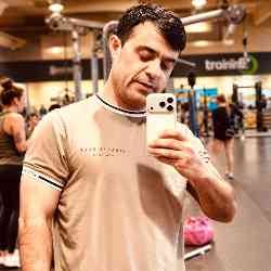 Single Greek man in Portland, OR, United States