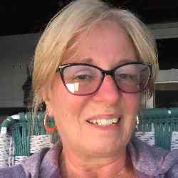 Single Greek woman in Apopka, FL, United States