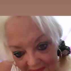 Single Greek woman in Rosedale, CA, United States
