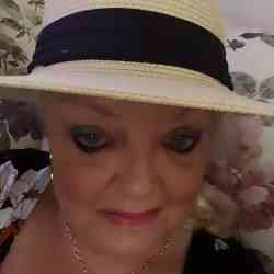 Single Greek woman in Rosedale, CA, United States