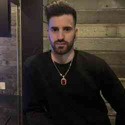 Single Greek man in Chicago, IL, United States