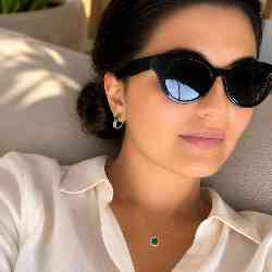 Single Greek woman in Montreux, Suisse, Switzerland