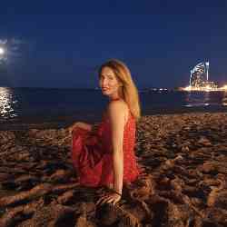 Single Greek woman in Cardiff, UK, United Kingdom