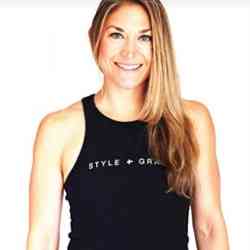 Single Greek woman in New York, NY, United States