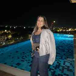 Single Greek woman in Athens, Ελλάδα, Greece