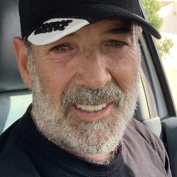 Single Greek man in Μύκονος, Μύκονος, Greece
