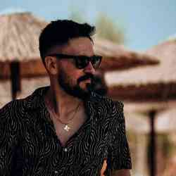 Single Greek man in Νέα Μηχανιώνα, Νέα Μηχανιώνα, Greece